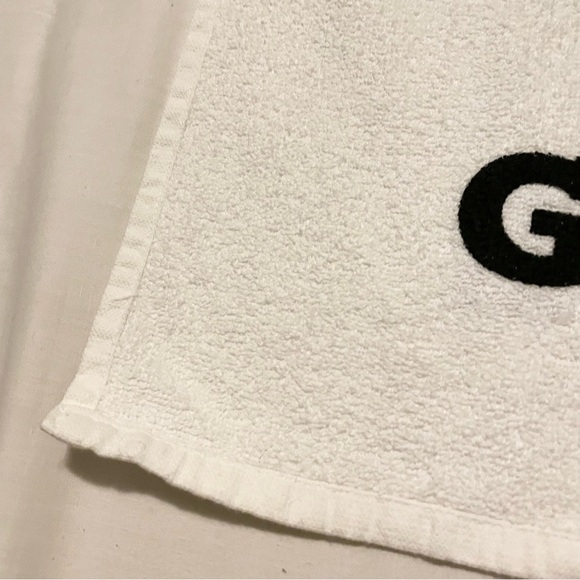 Gatorade Sports Towel Gym Double Sided Towel - Picture 6 of 16